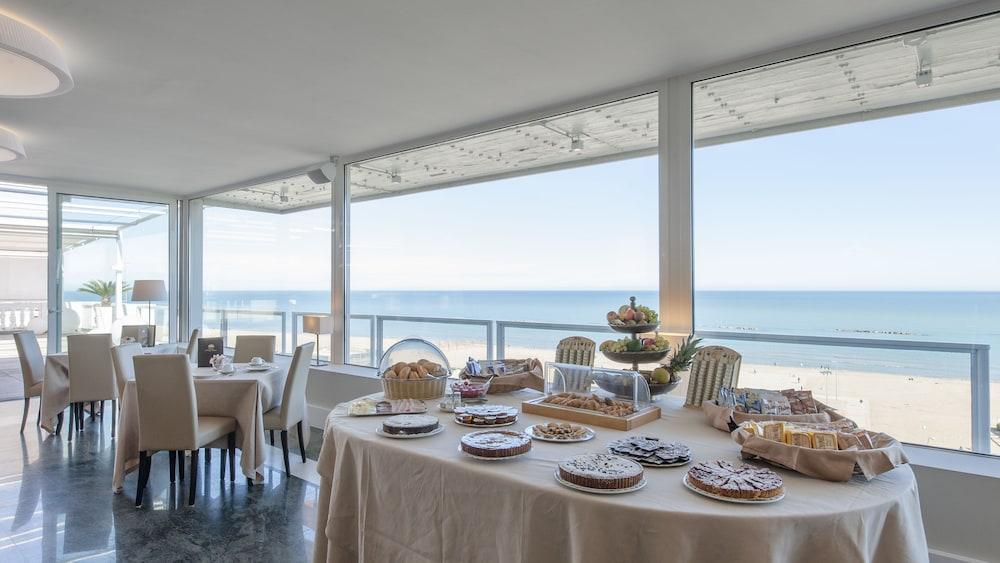 Esplanade 4* Pescara
