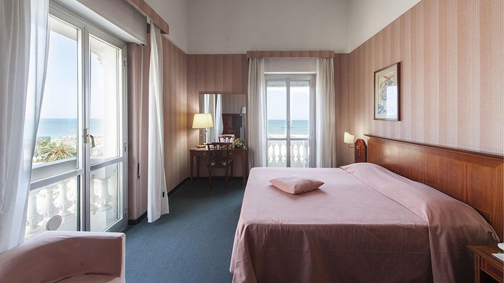 Hotel Esplanade