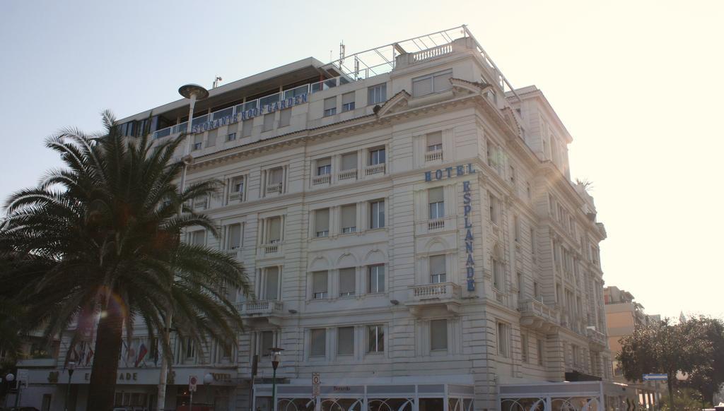 Esplanade 4*